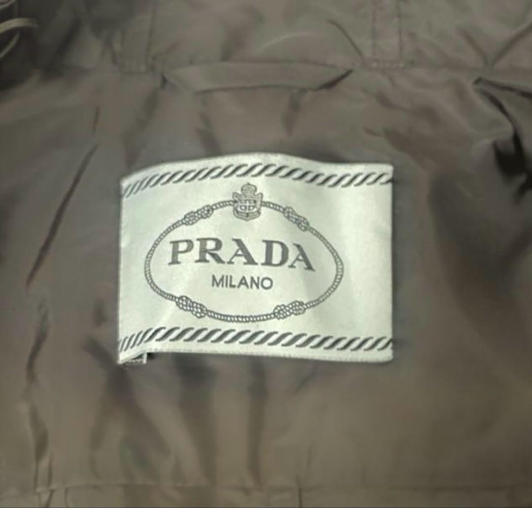 PRADA ナイロンジャケット(レディース)