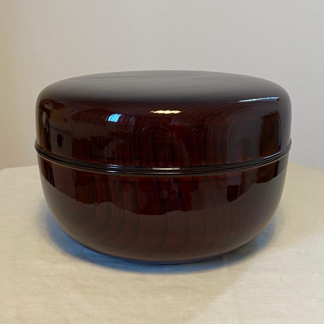 【喰篭・食籠】　岡本陽斎造　陽斉造　菓子器　欅　けやき　溜塗り　漆器　茶道具