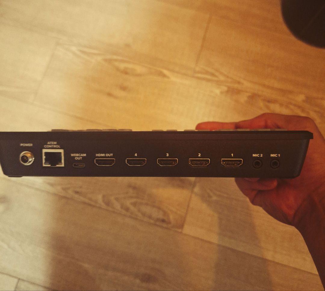 ATEM Mini ライブスイッチャー