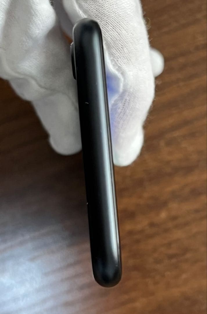 Apple iPhone SE3 128GB ミッドナイト(ブラック)本体