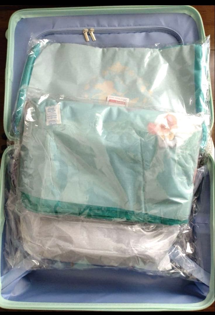 【新品】しまむら ちはる ディズニー アリエル キャリーケース　ハッピーバッグ