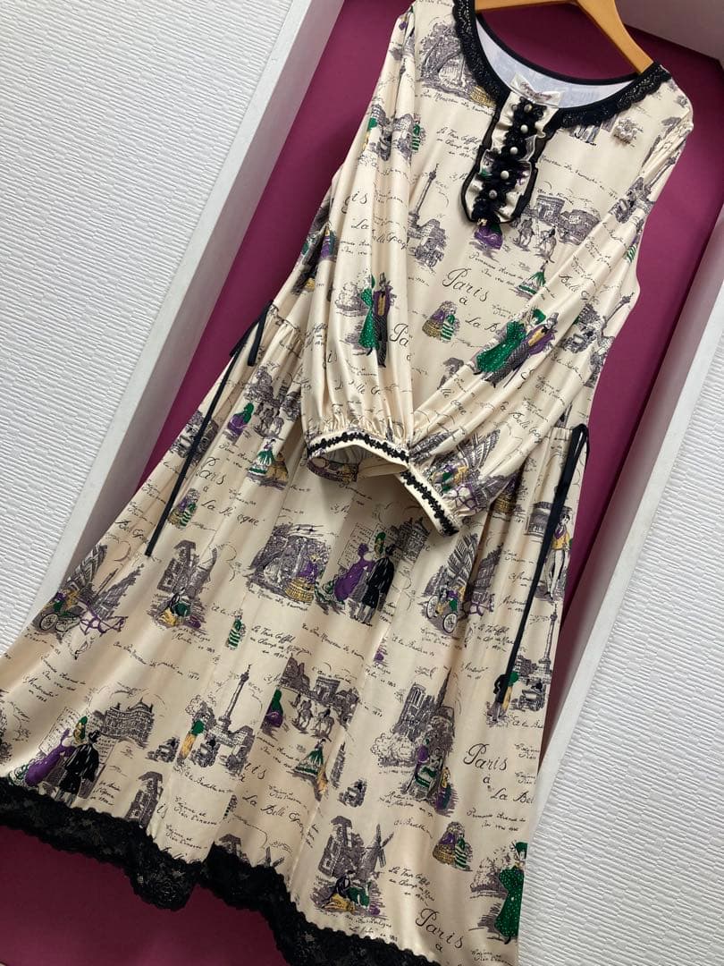 スーパービューティー♡ 秋冬新作Paris柄クラッシックワンピース