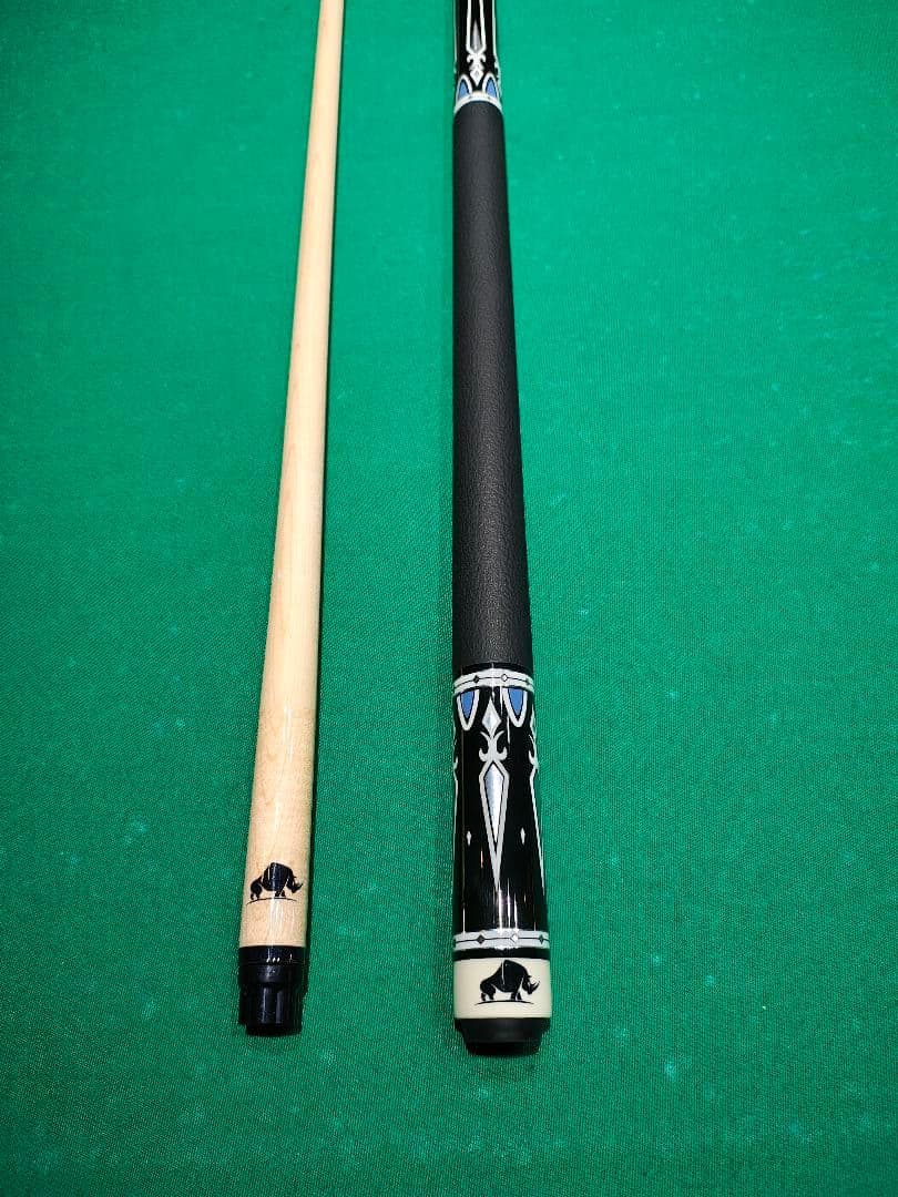 ビリヤードキュー2本