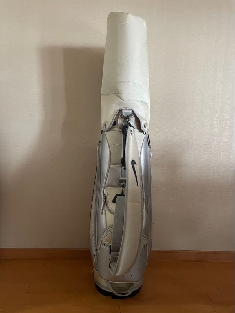 Nike キャディバッグ ゴルフバッグ ホワイト・シルバー