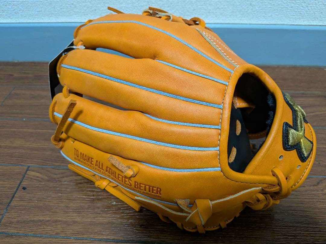 Under Armour 軟式グローブ オレンジ