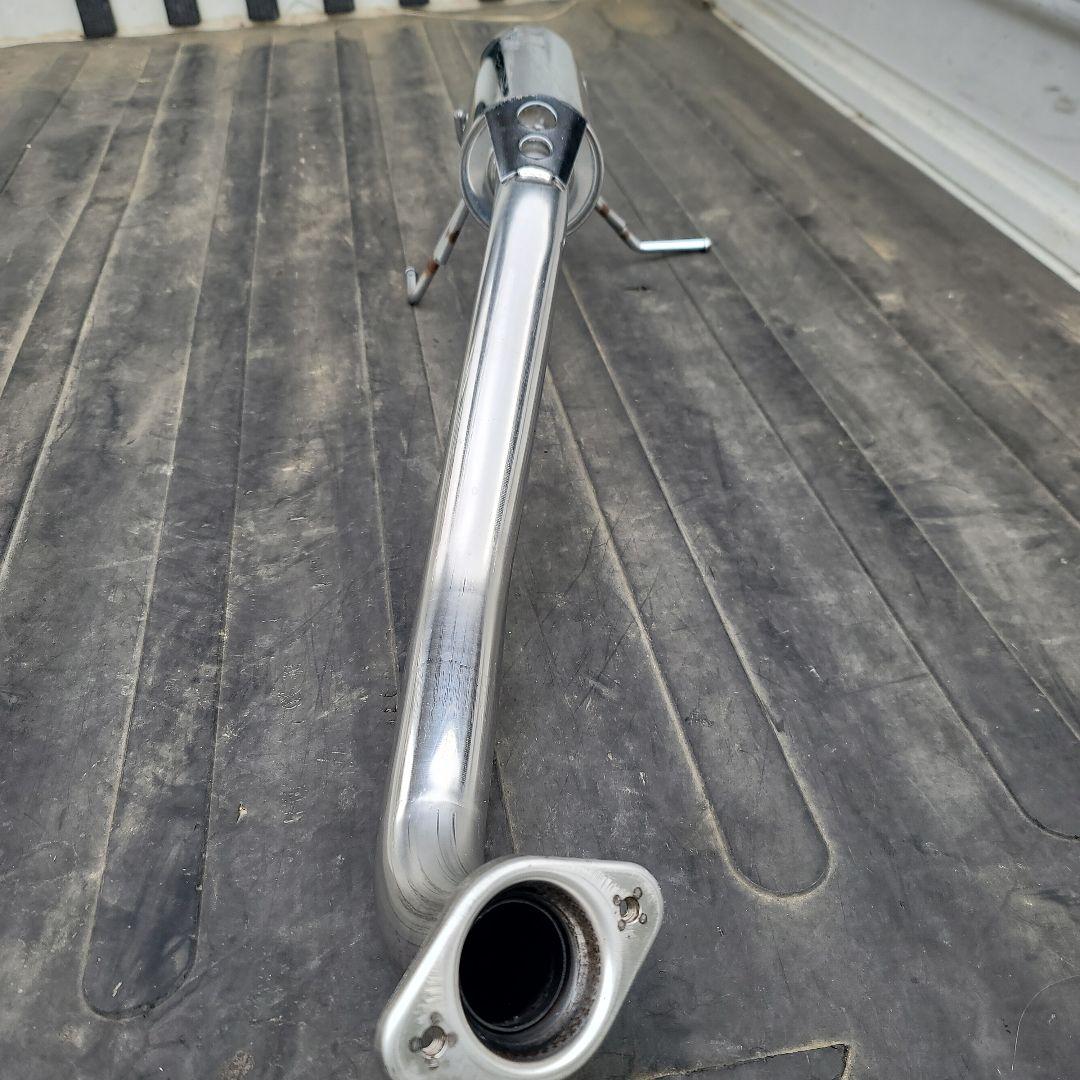 フィットHKS サイレントハイパワーマフラーGR3 GK5 GP5 GK3