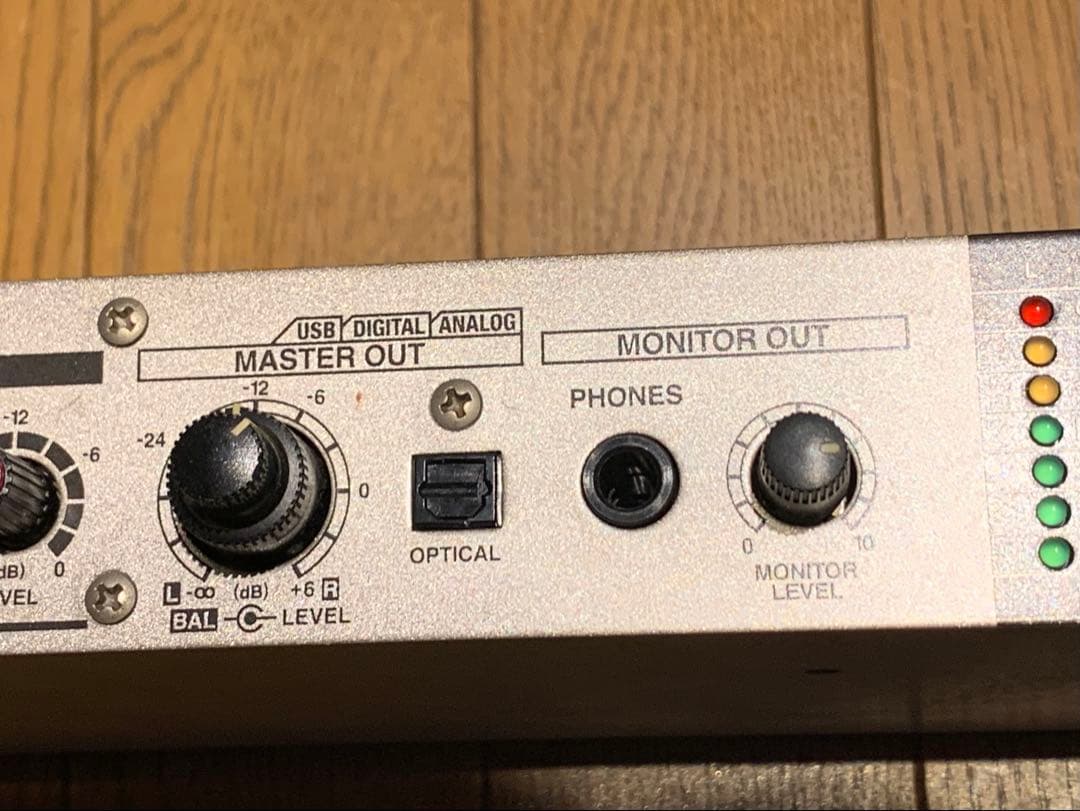 Roland M-1000 デジタルラインミキサー