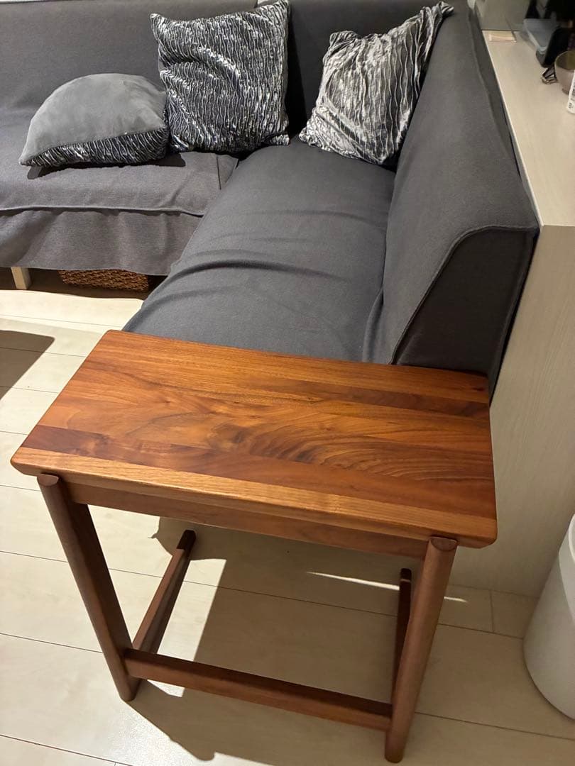 こ*も様 美品ウォールナット　サイドテーブル