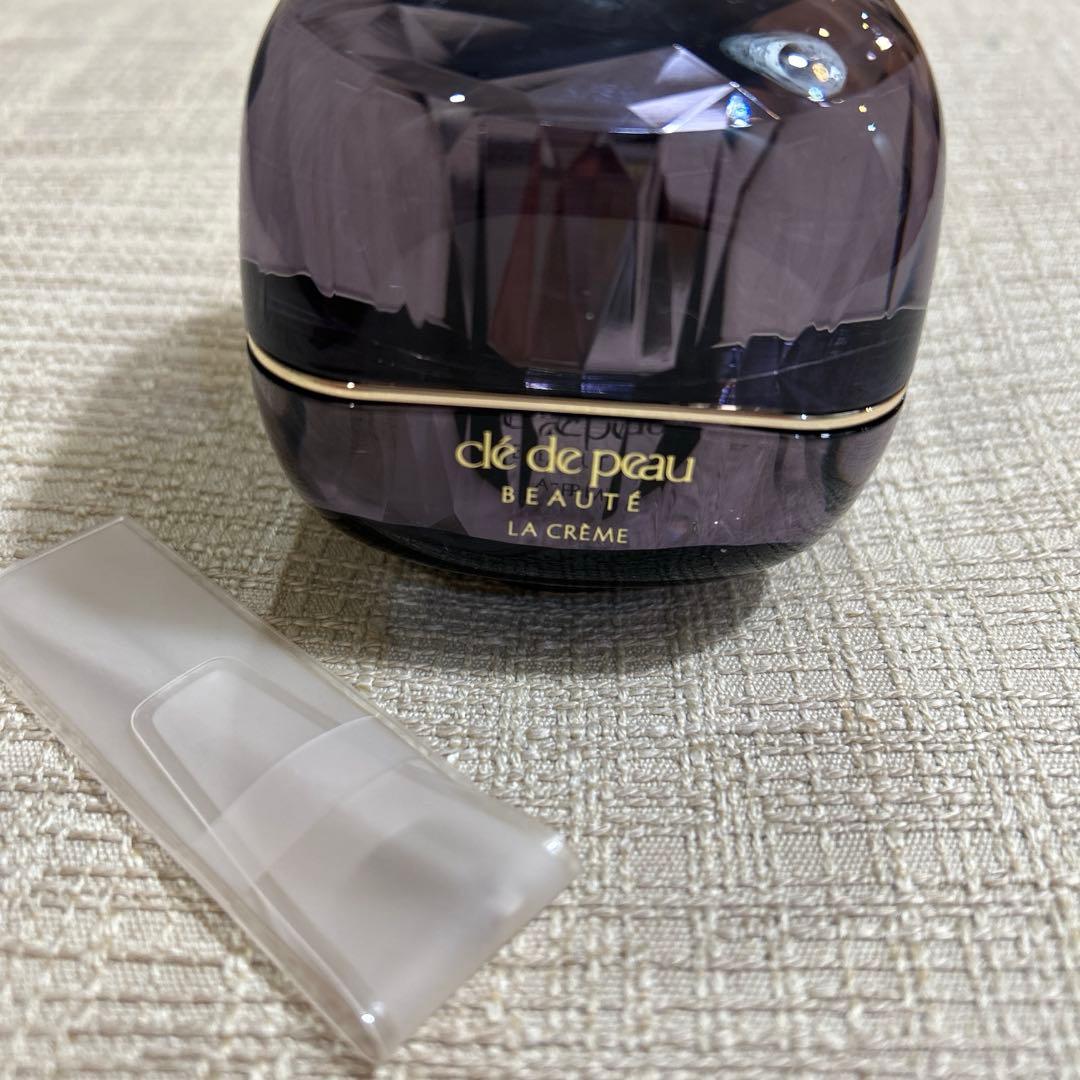 クレドポーボーテ ラ・クレーム３０g