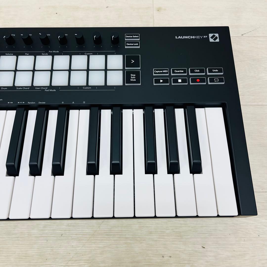 新品同様 novation LAUNCHKEY 37 MK3 MIDIキーボード
