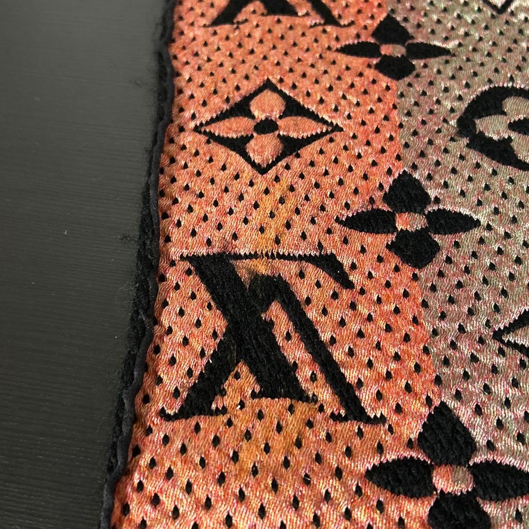 LOUIS VUITTON ルイヴィトン エシャルプ ロゴマニア マフラー