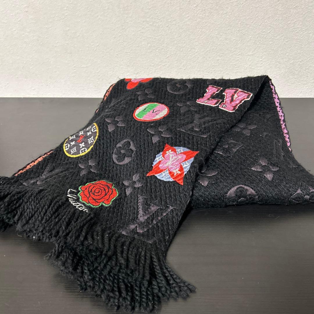 LOUIS VUITTON ルイヴィトン エシャルプ ロゴマニア マフラー
