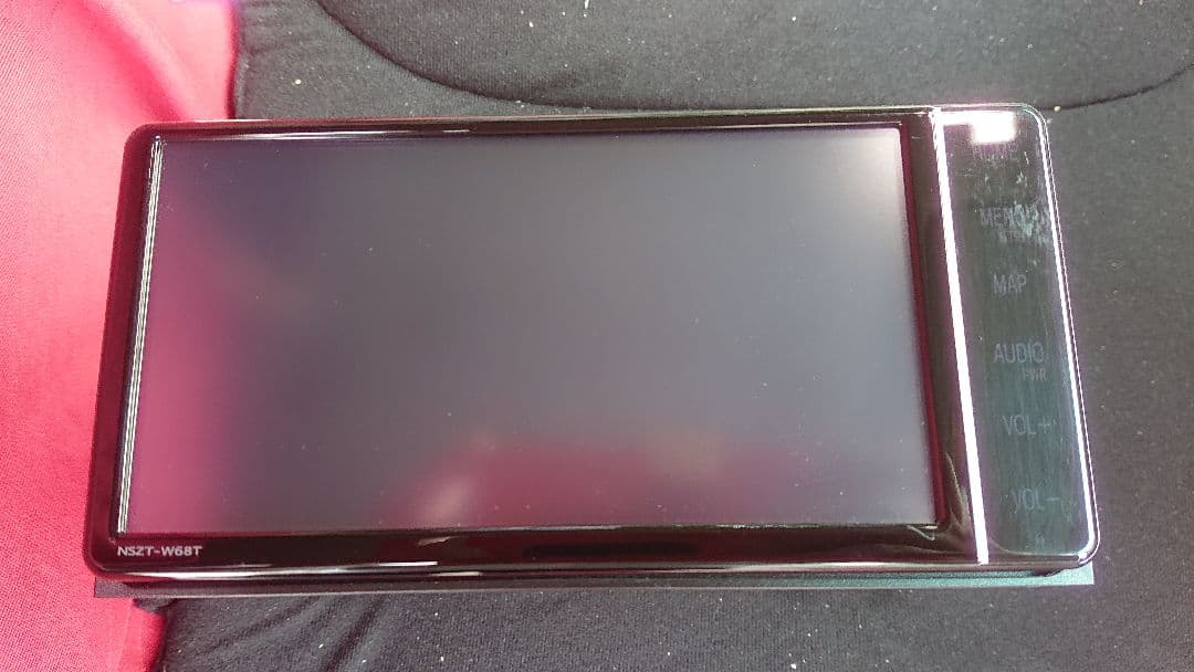 トヨタ純正7インチメモリーナビ NSZT-W68T セキュリティロック品