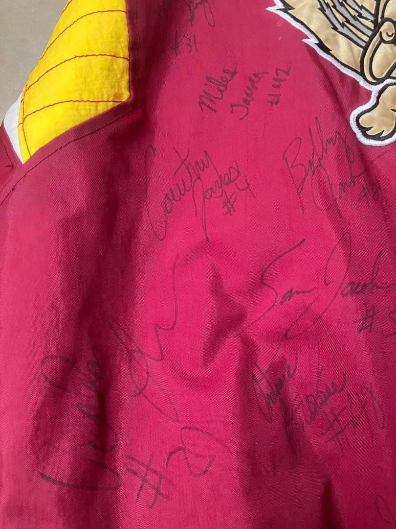 STARTER製MINNESOTA gophersアノラック選手サイン入り？