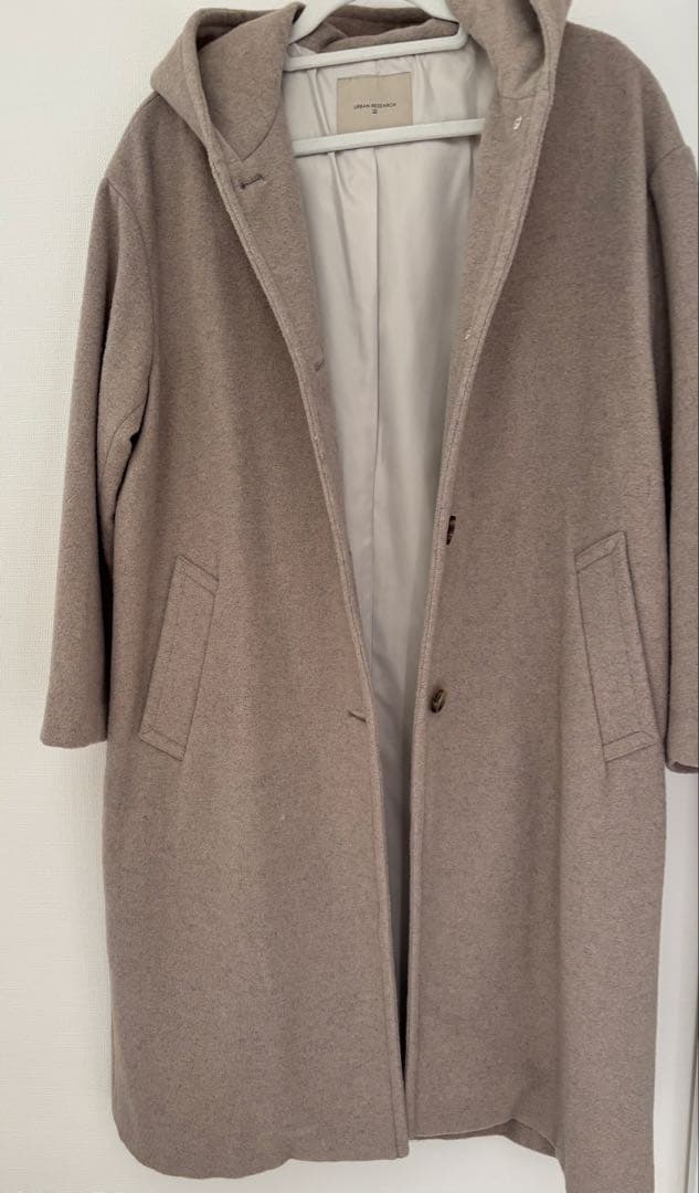 新品 URBAN RESEARCH ベージュ フード付き ロングコート