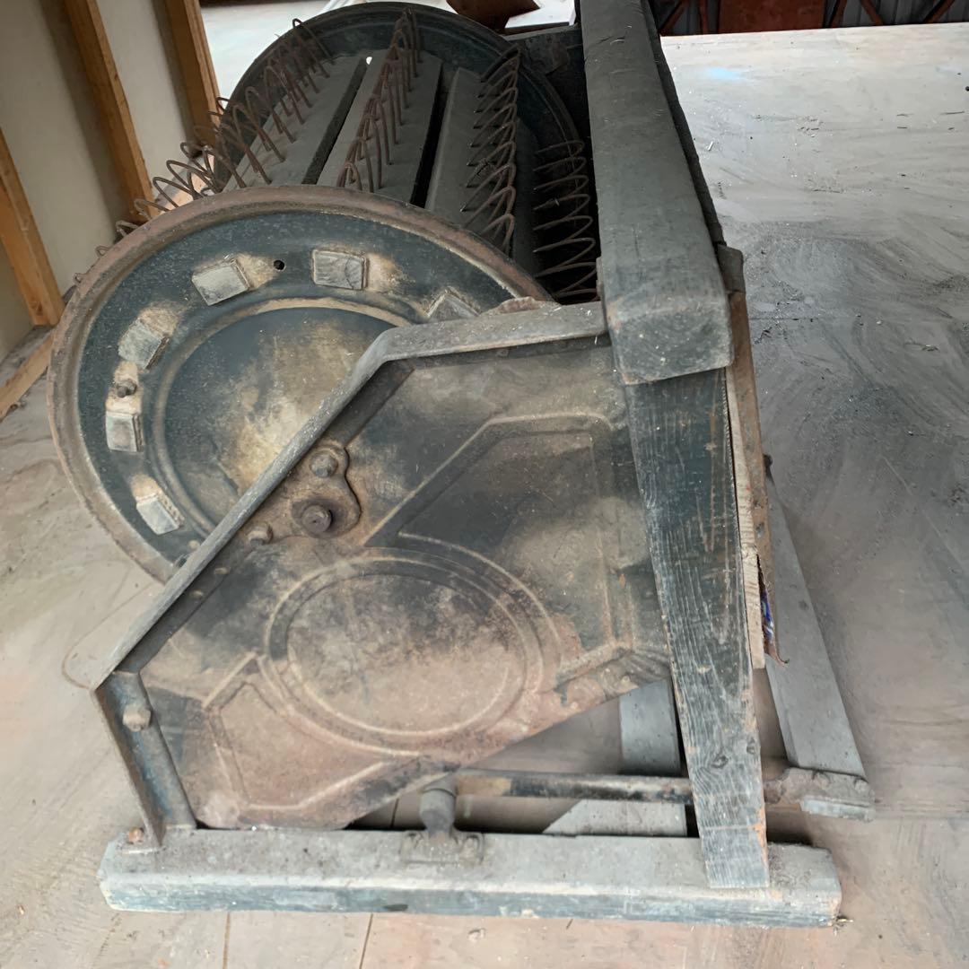 足踏み脱穀機　実働品　昭和レトロ