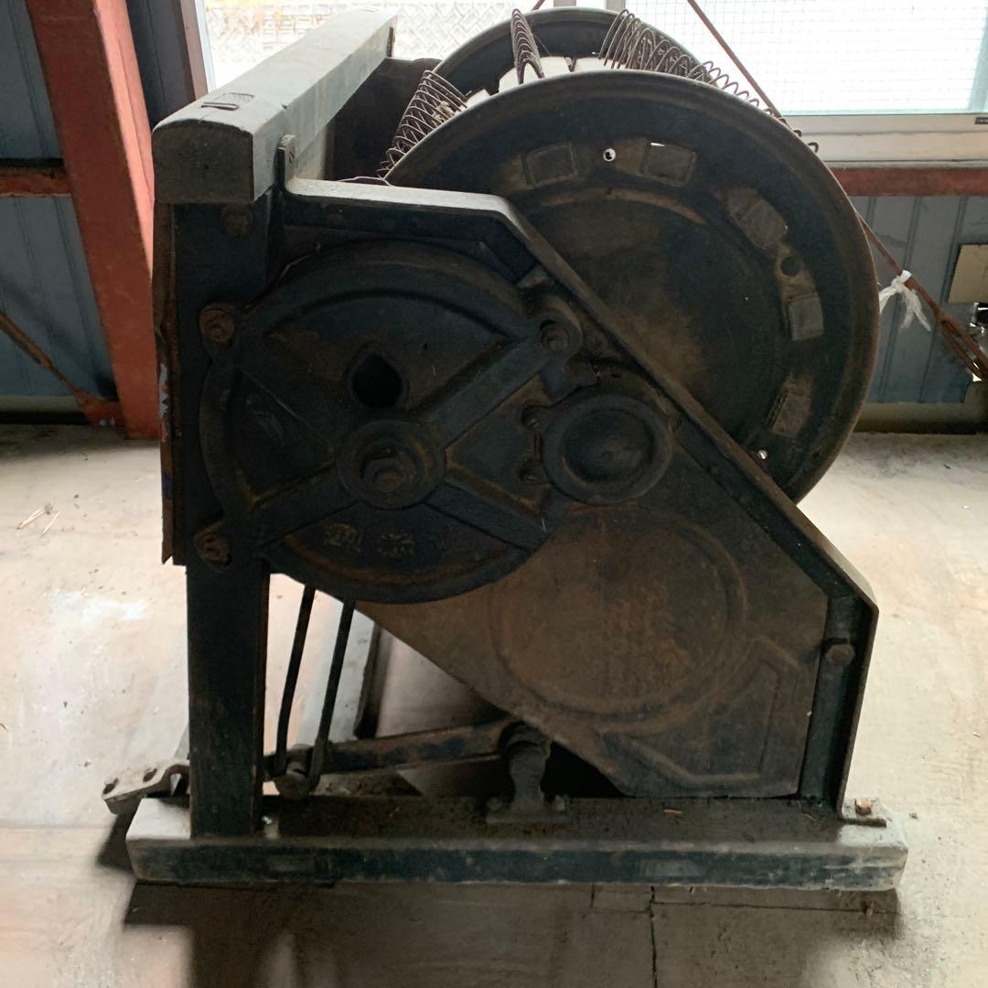 足踏み脱穀機　実働品　昭和レトロ