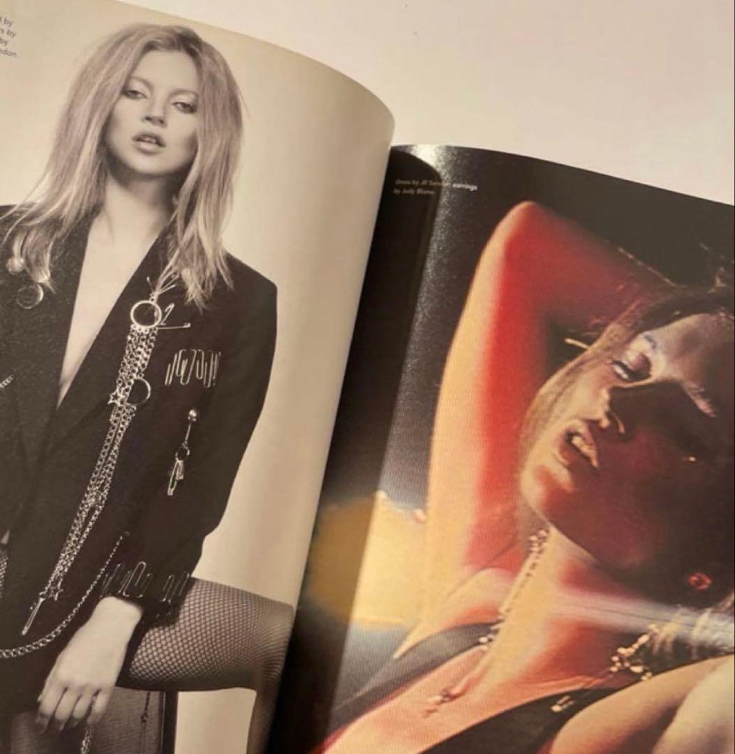 ケイト•モス表紙‼️ i-D Magazine KATE MOSS