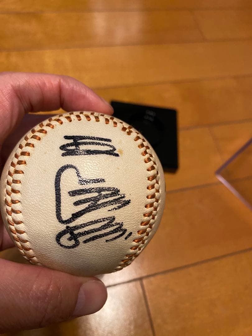 長嶋、王、張本、小林の直筆サインボール透明ケース付き