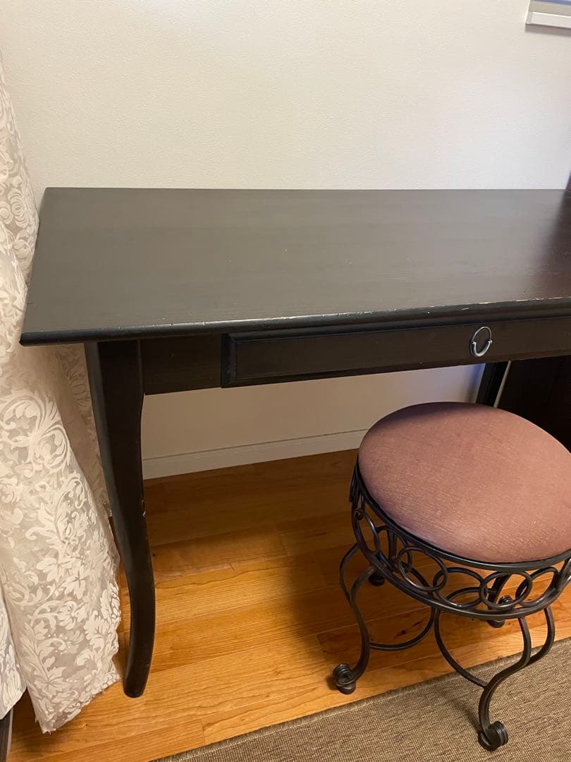 IKEAレア廃盤品LEKSVIKデスク　アンティーク風　木製　机　黒