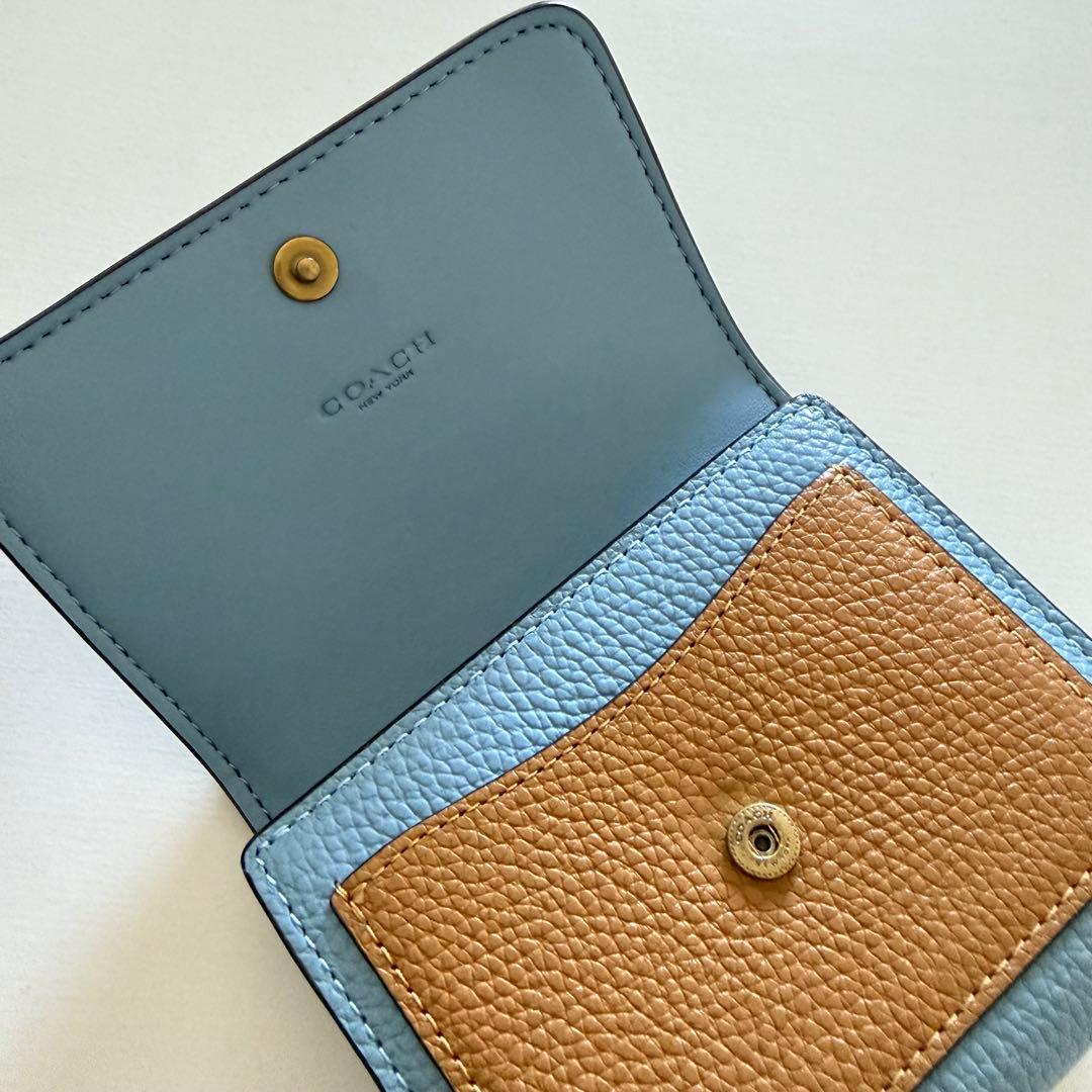 美品✨COACH ミラ スモール フラップ ウォレット・カラーブロック