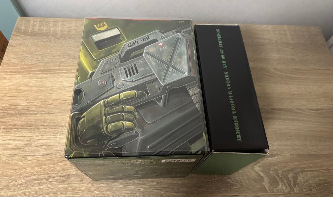 「装甲騎兵ボトムズ DVDメモリアルボックス〈初回限定生産・20枚組〉」