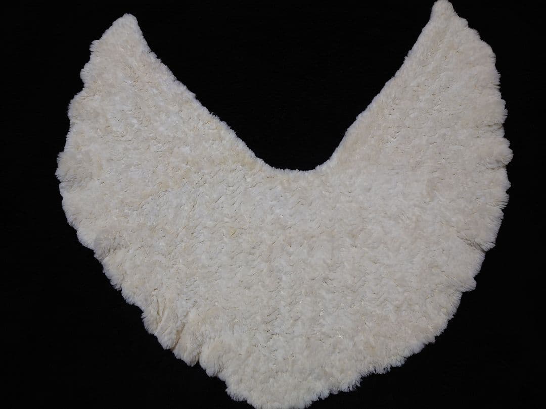 ❤❤未使用❤❤【Labrador】ふんわり柔らか❤プラクトビーバーヤーンケープ❤