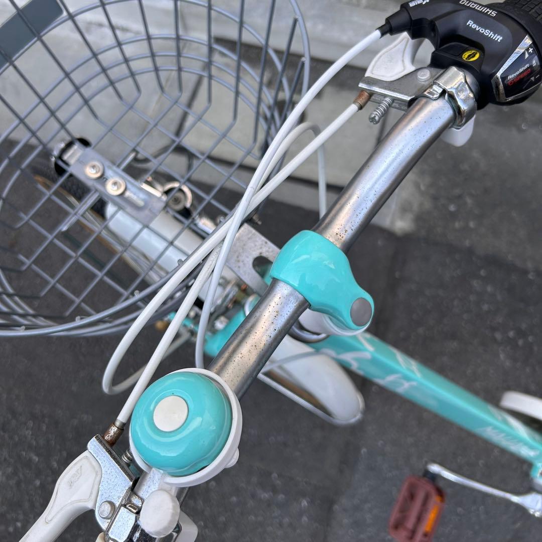 MAHALOシティサイクル (前バスケット付き)