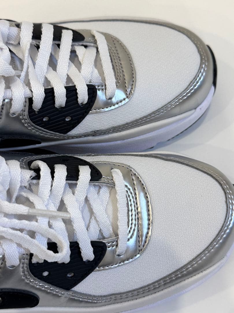 24cm 美品 NIKE AIR MAX LV8 エアマックス 厚底