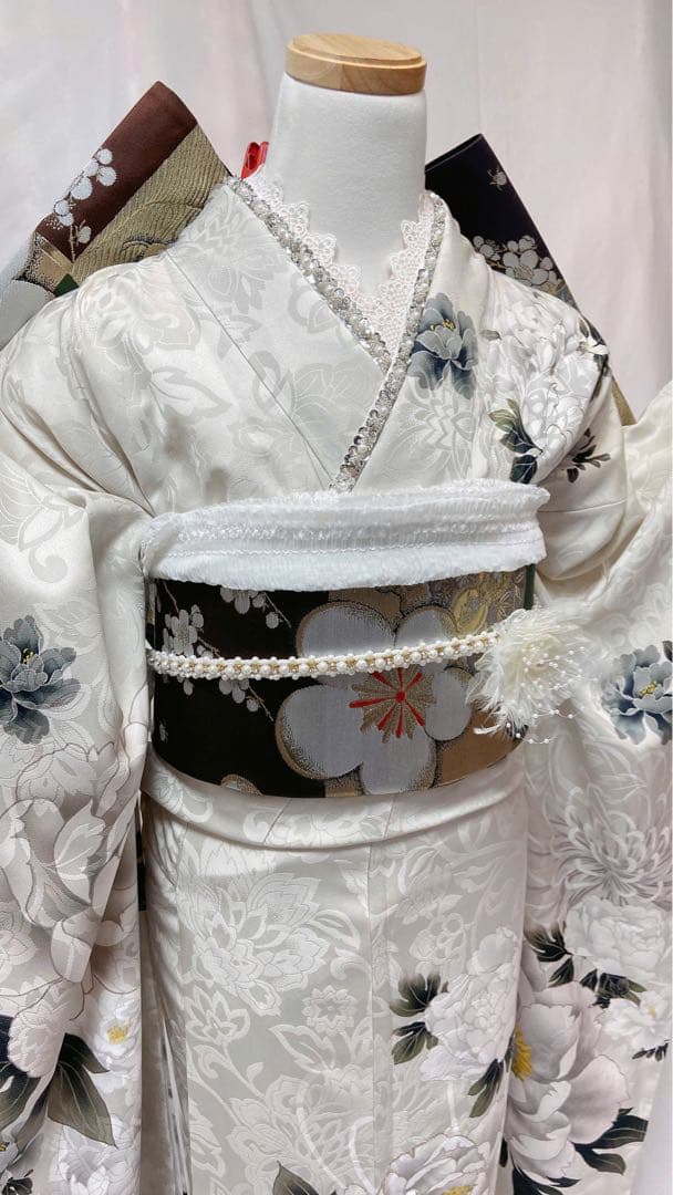 浅緑色 牡丹と四季の花々　振袖 成人式　振袖6点セット　正絹 振袖フルセット