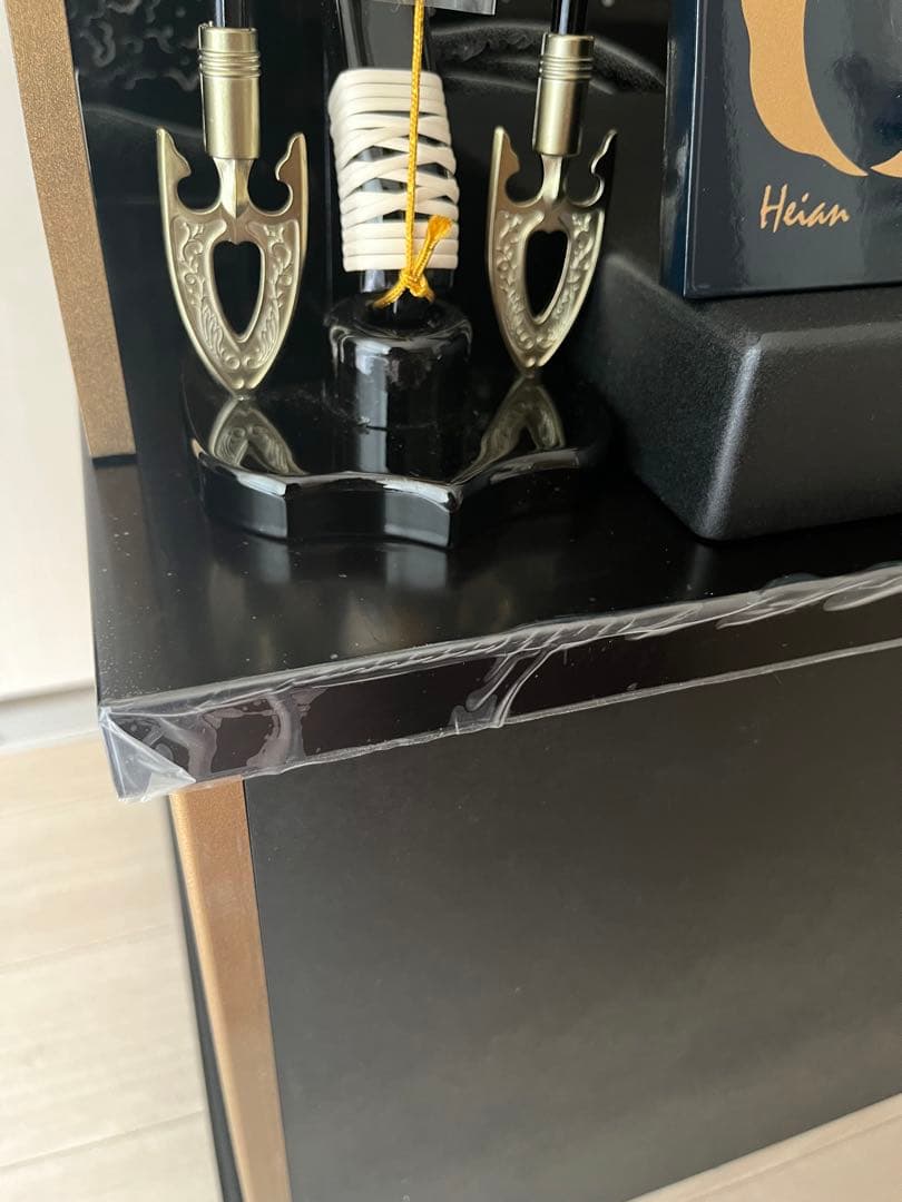 兜飾り台、兜ありません