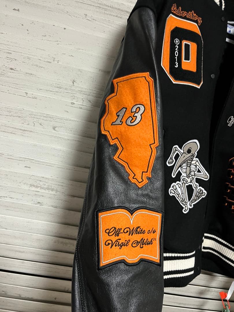 L*い様 【新品未使用】　国内正規品！Off-White スタジャン