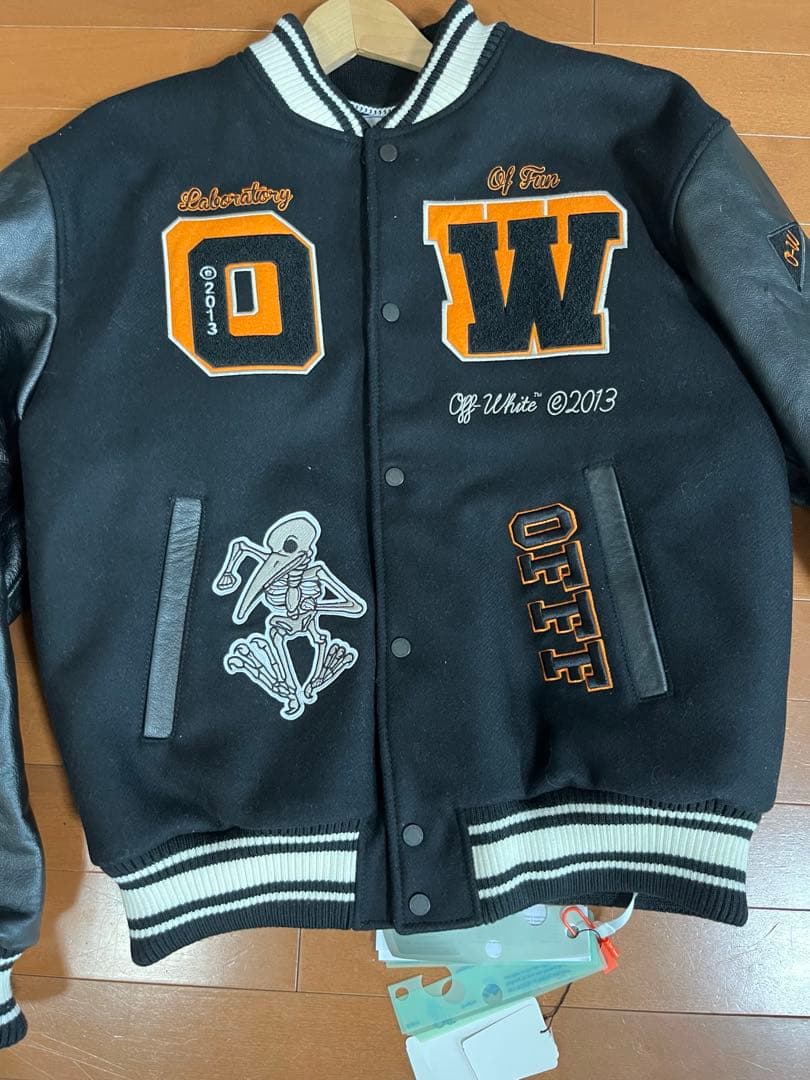 L*い様 【新品未使用】　国内正規品！Off-White スタジャン