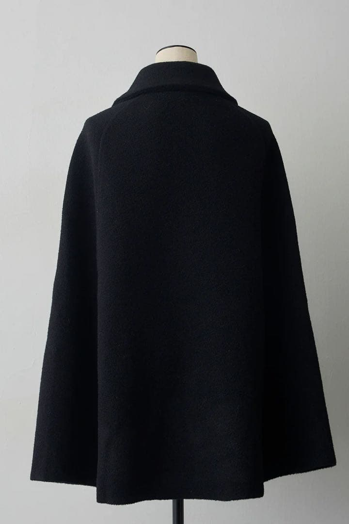 ウールタッチファーポケットポンチョコート/ ブラック Frene
