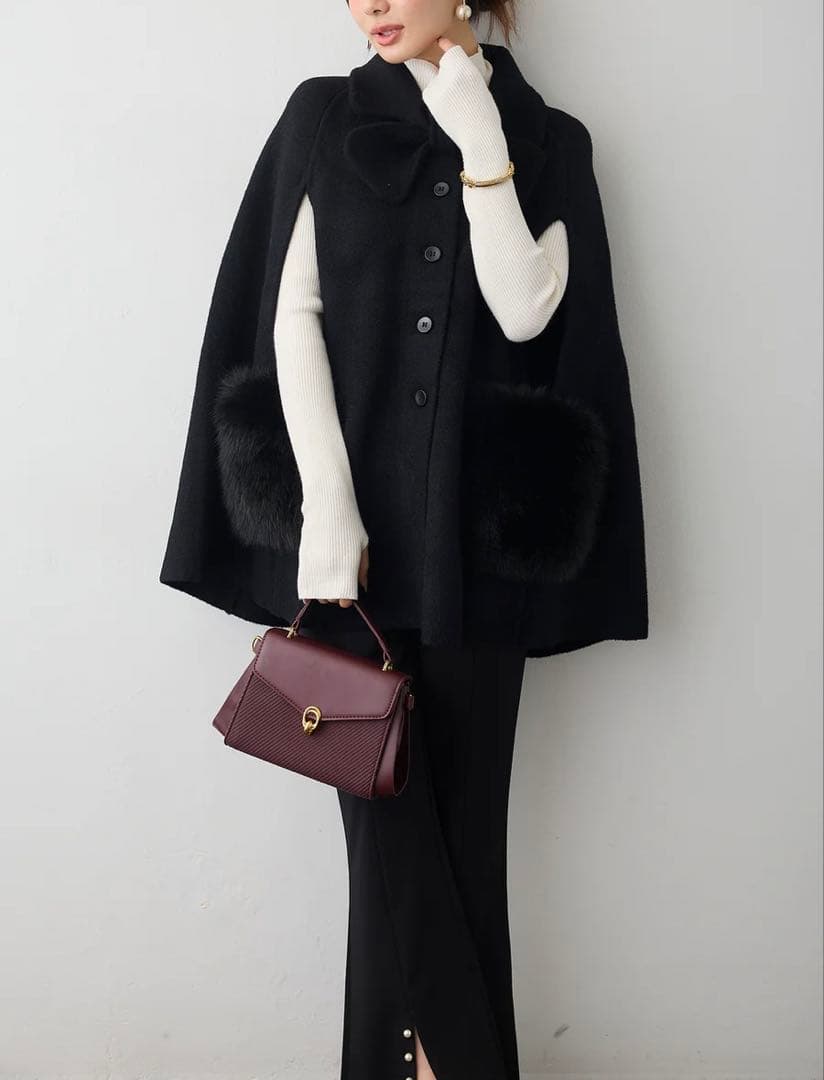 ウールタッチファーポケットポンチョコート/ ブラック Frene