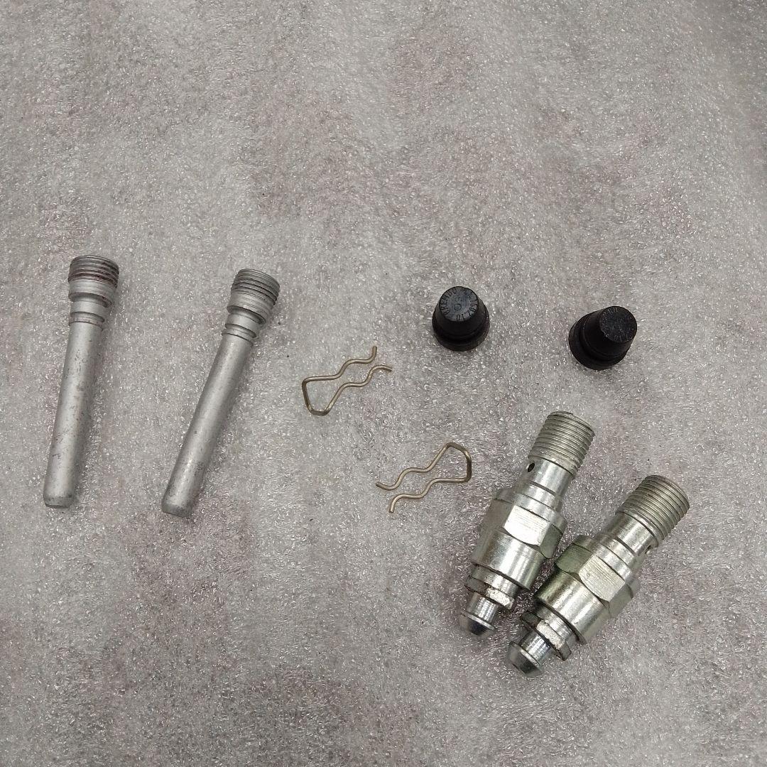 ツインカム　ツーリング　ブレーキキャリパー　純正　FLHX FLTR