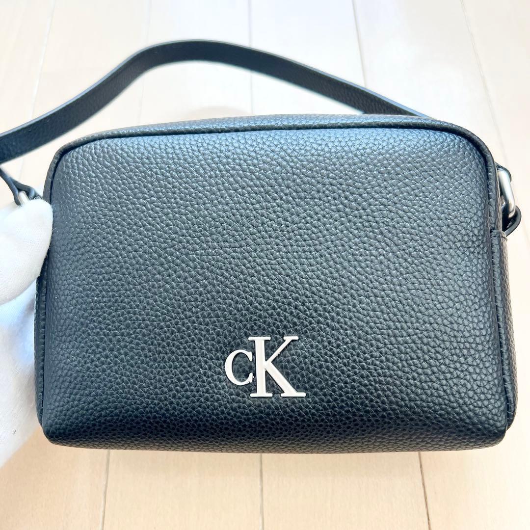 【未使用 タグ付】カルバンクライン カメラバッグ CKロゴ ショルダーバッグ