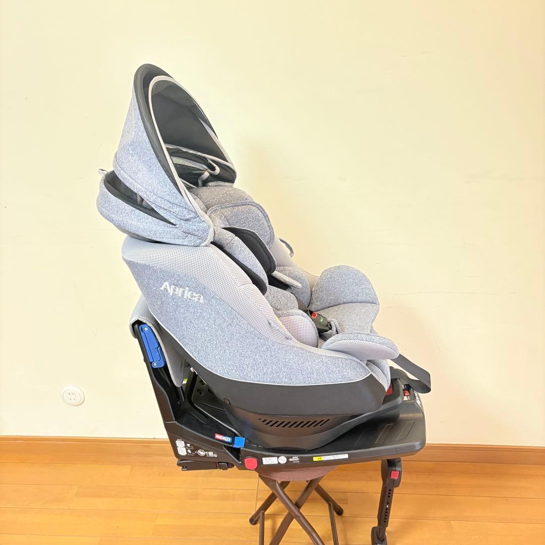 【美品・付属品完備】アップリカ チャイルドシート クルリラAC ISOFIX