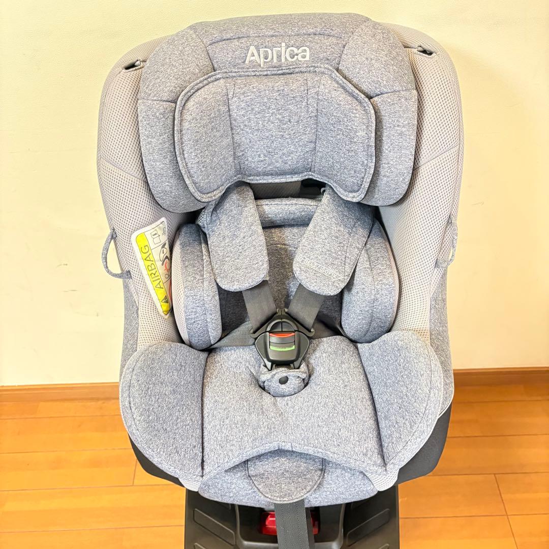【美品・付属品完備】アップリカ チャイルドシート クルリラAC ISOFIX