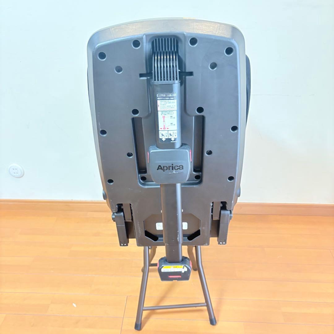 【美品・付属品完備】アップリカ チャイルドシート クルリラAC ISOFIX