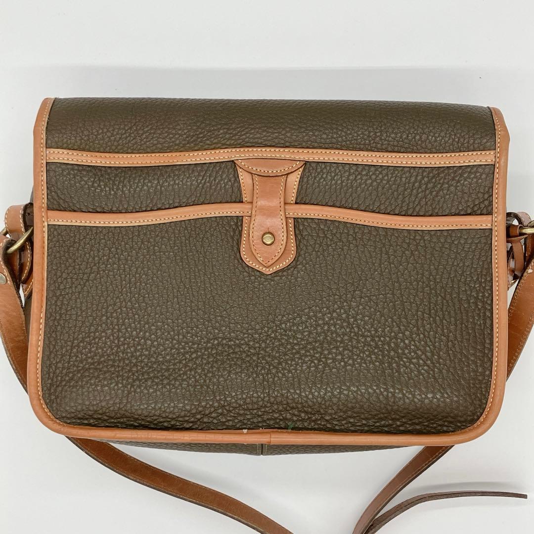 美品　ドゥーニー&バーグ　メッセンジャーバッグ　フラップ　肩掛け、斜め掛け