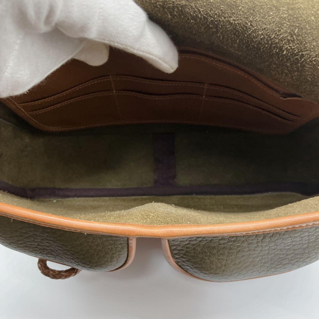 美品　ドゥーニー&バーグ　メッセンジャーバッグ　フラップ　肩掛け、斜め掛け