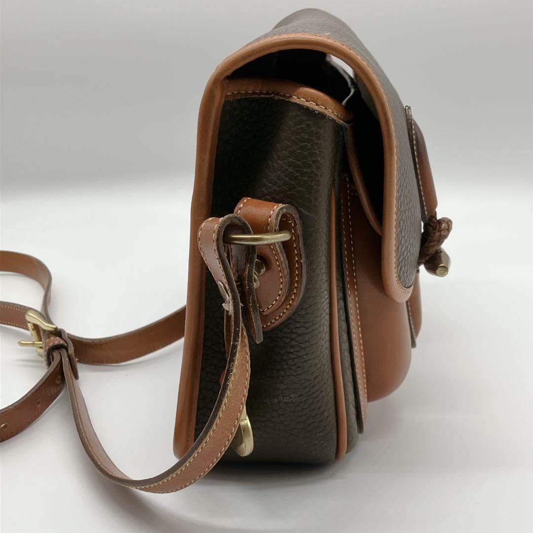 美品　ドゥーニー&バーグ　メッセンジャーバッグ　フラップ　肩掛け、斜め掛け