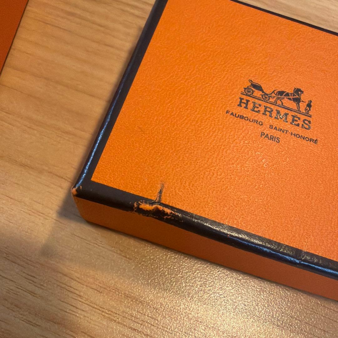 エルメス　グローブホルダー