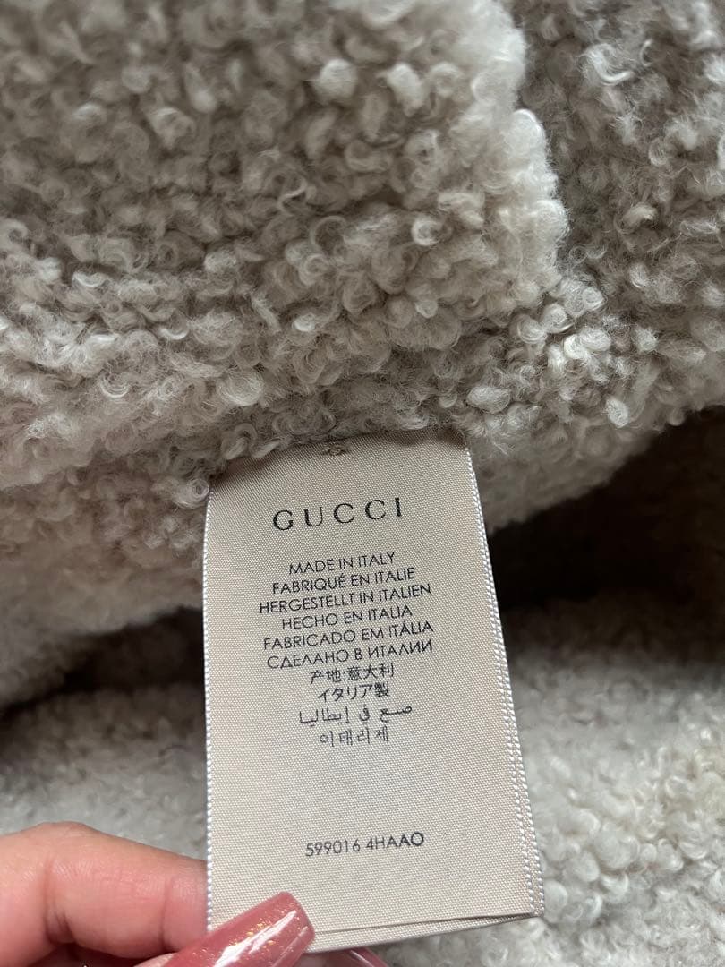 GUCCI ロゴ刺繍　イヤーフラップ　ボアハット　バケハ