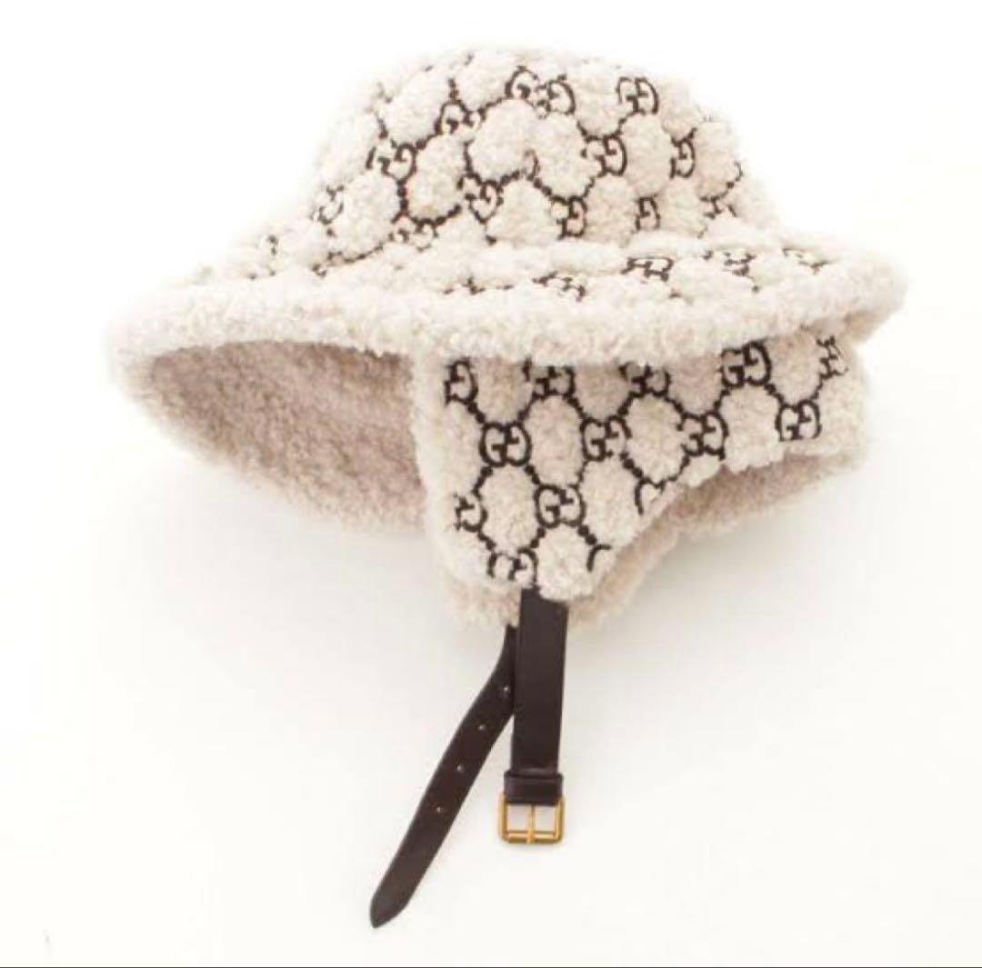 GUCCI ロゴ刺繍　イヤーフラップ　ボアハット　バケハ