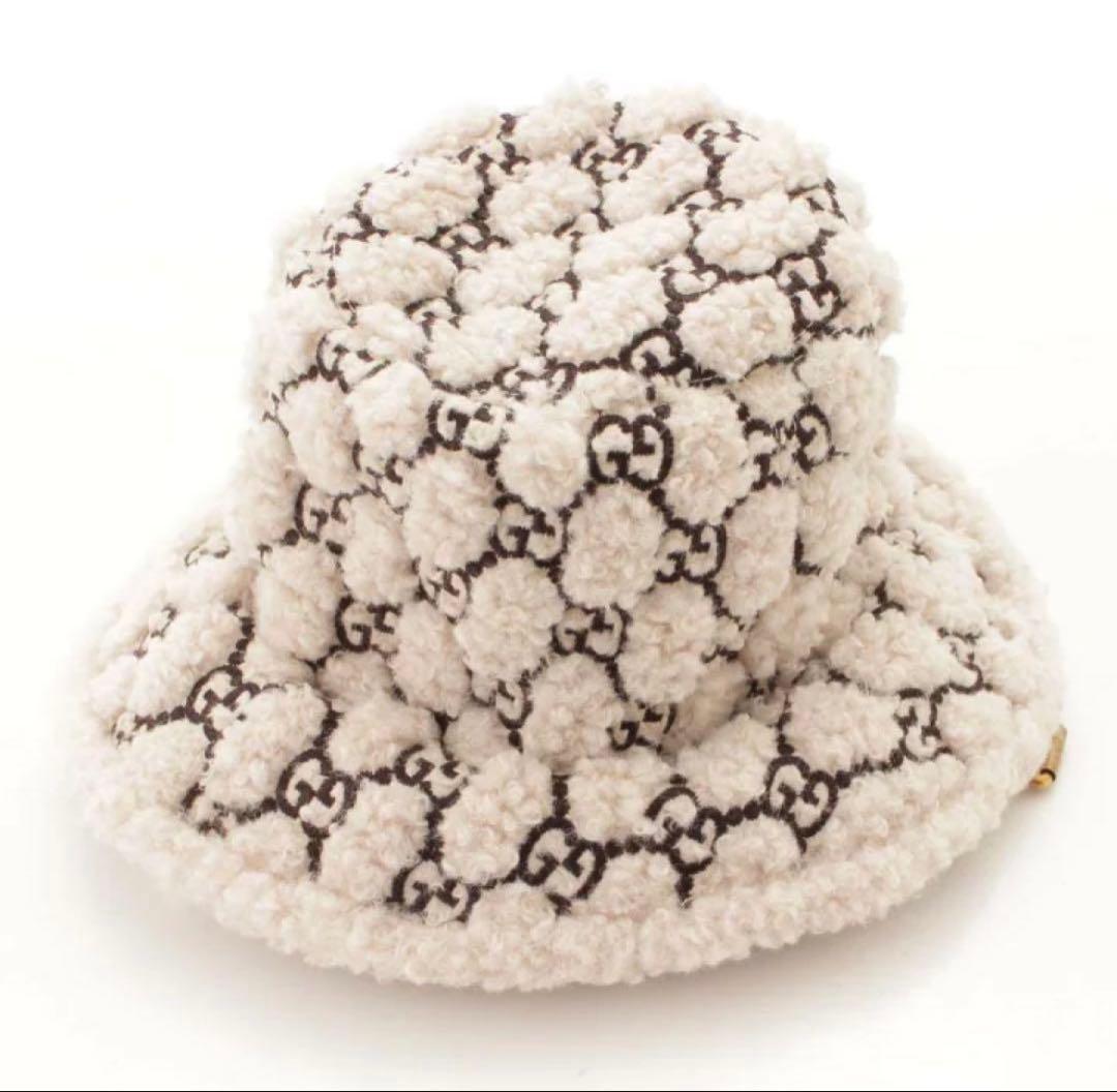 GUCCI ロゴ刺繍　イヤーフラップ　ボアハット　バケハ