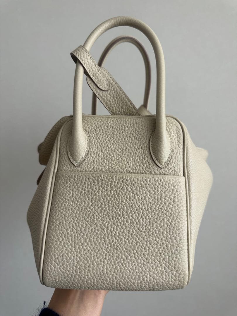 使用済。本革ショルダーバッグ