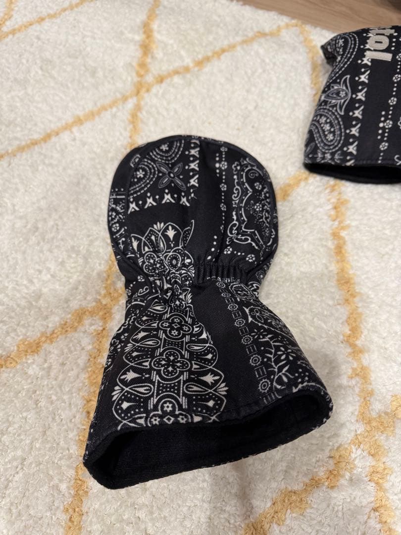 F.C.Real Bristol キャディバッグ　ヘッドカバー付き