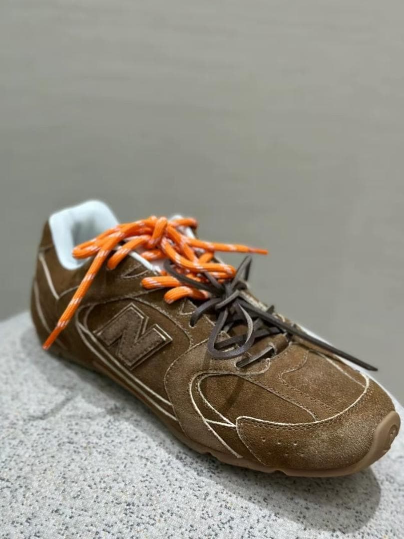 miumiu×NewBalanceスニーカー 24cm